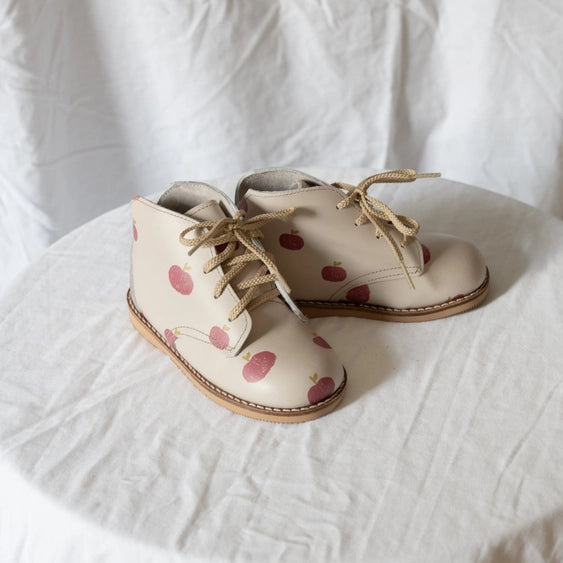 Milo Boot - Apple - Size 7